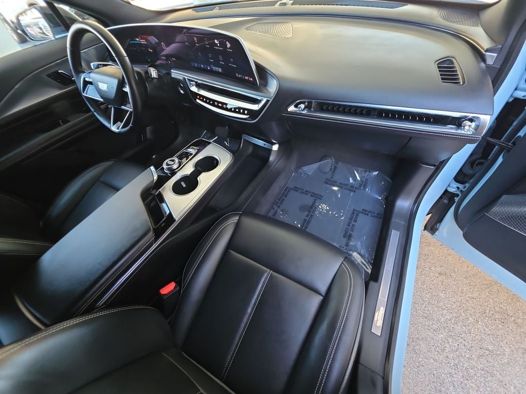 2024 Cadillac LYRIQ Tech