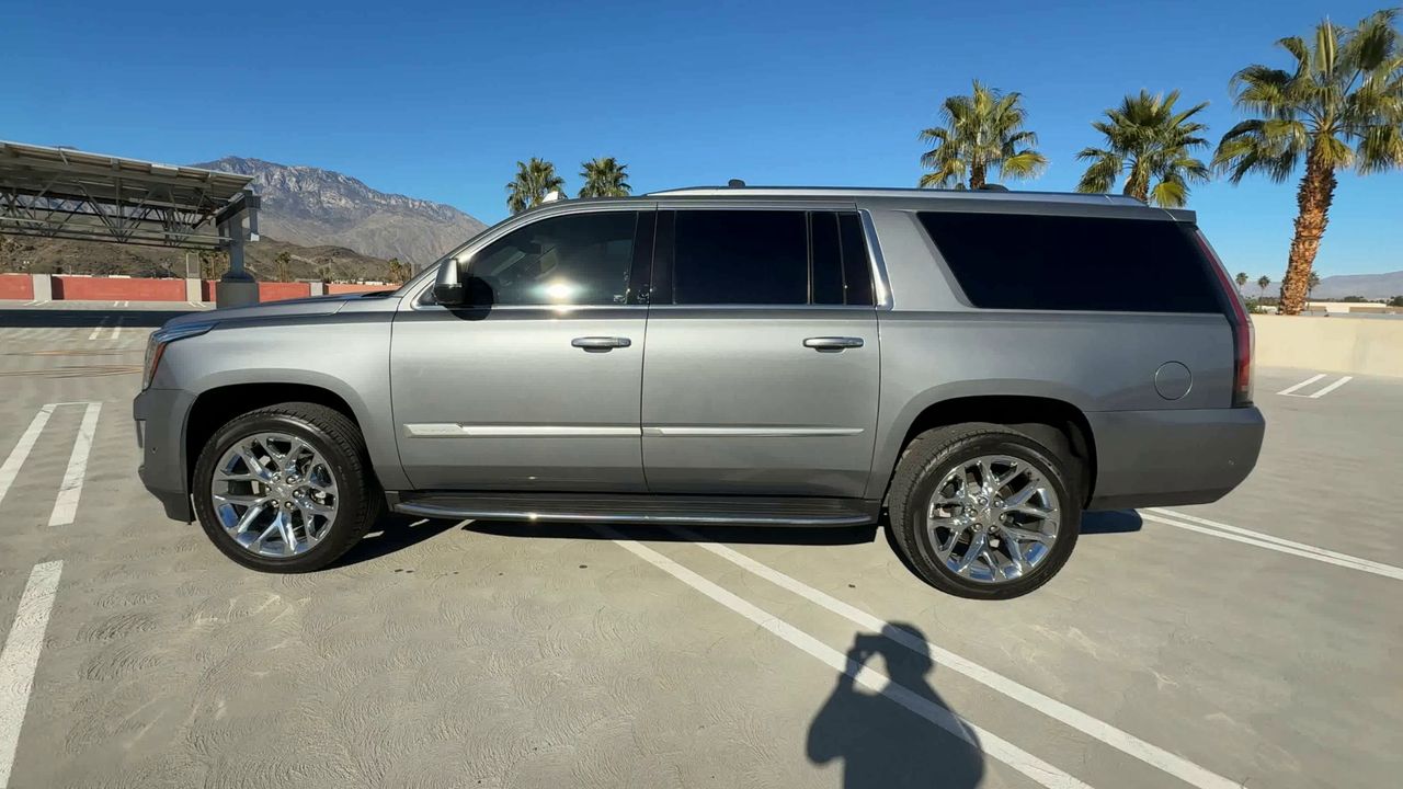 2019 Cadillac Escalade ESV Luxury