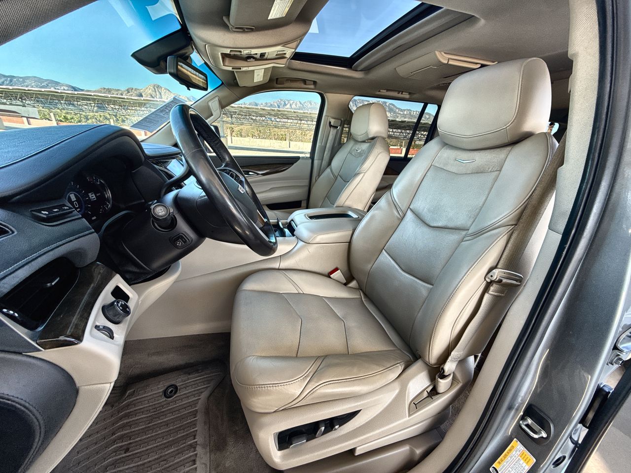 2019 Cadillac Escalade ESV Luxury