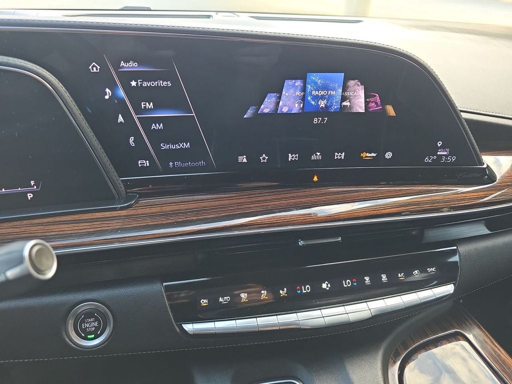 2022 Cadillac Escalade ESV Premium Luxury