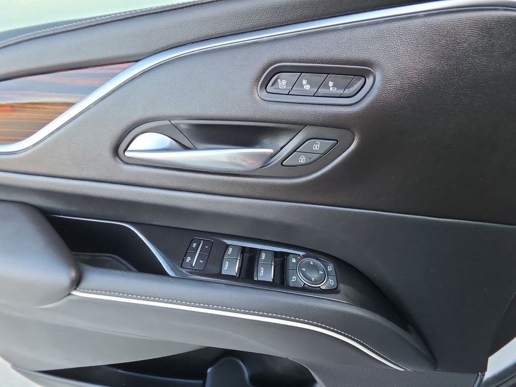 2022 Cadillac Escalade ESV Premium Luxury