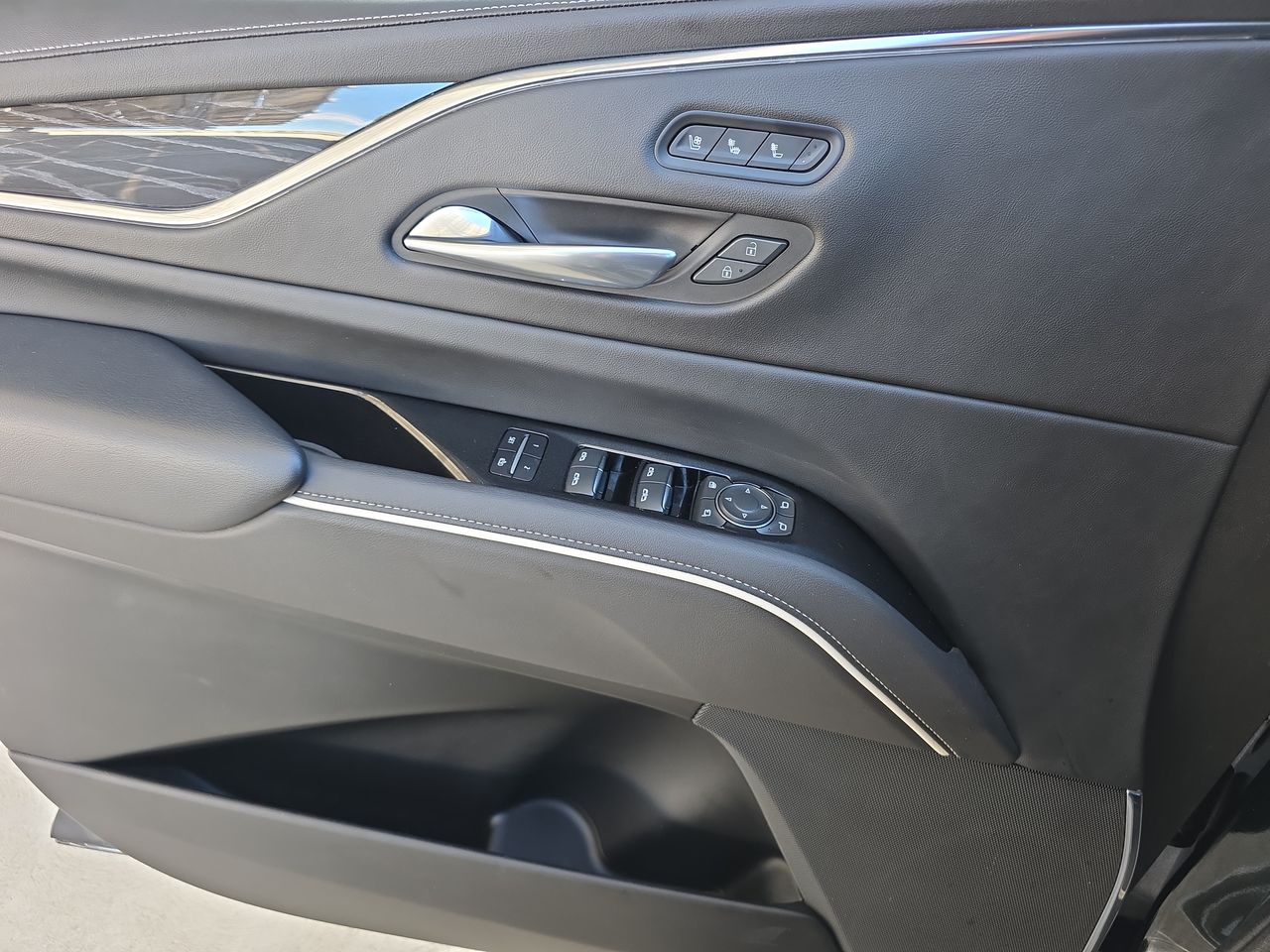 2022 Cadillac Escalade Sport