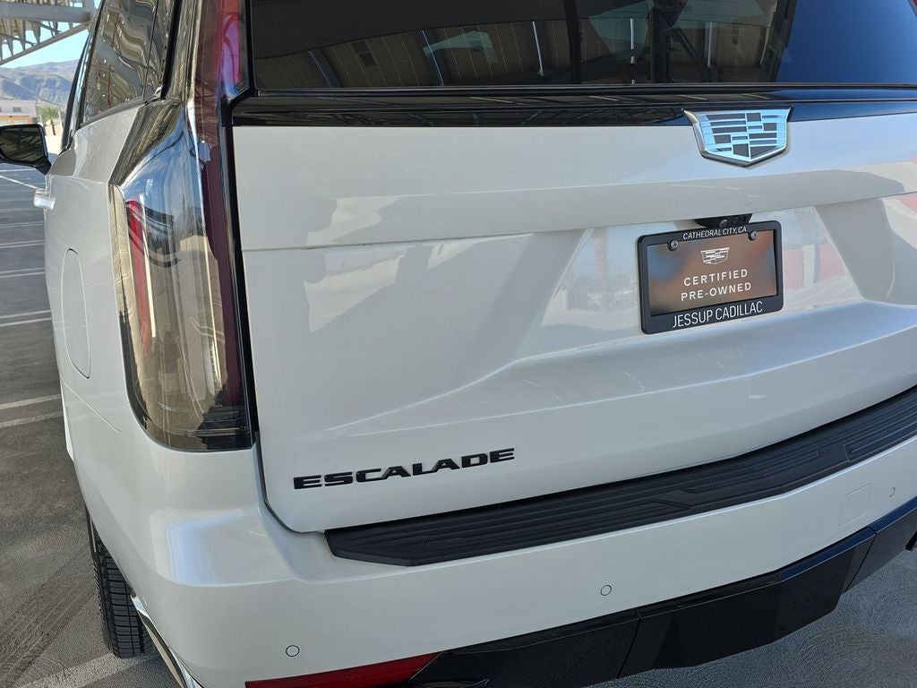 2023 Cadillac Escalade ESV Sport