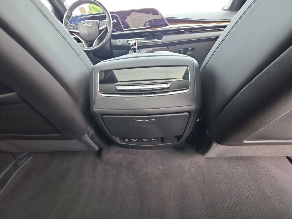 2024 Cadillac Escalade ESV Sport Platinum