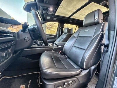 2025 Cadillac Escalade Sport
