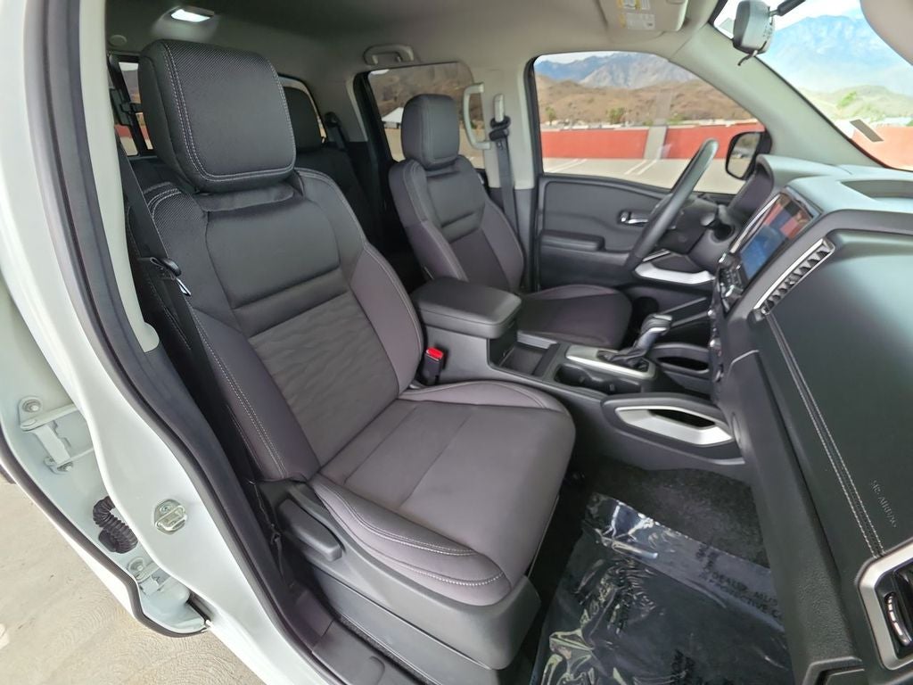 2024 Nissan Frontier Crew Cab Long Bed SV 4x2