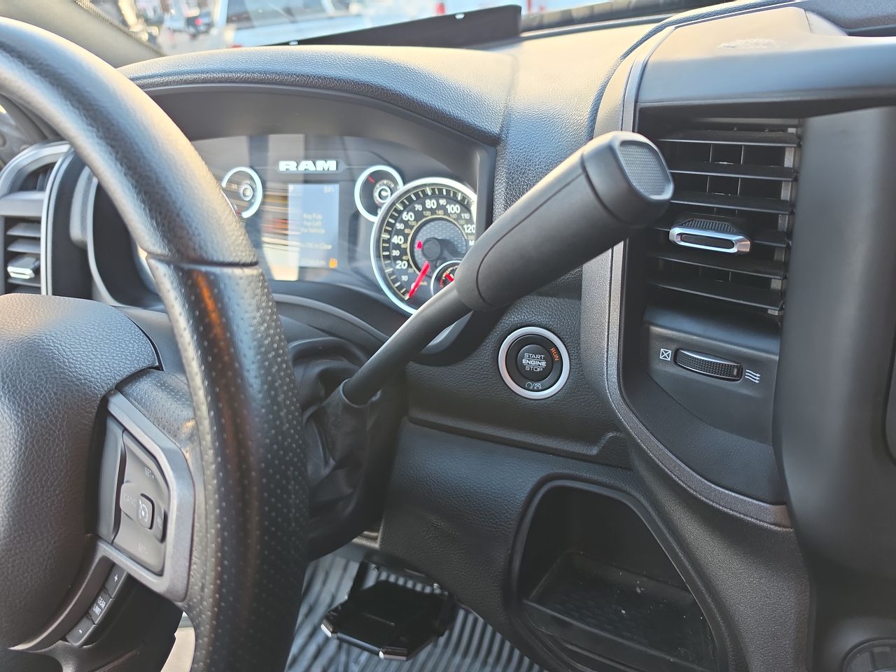 2024 RAM 3500 Tradesman Crew Cab 4x4 6'4" Box