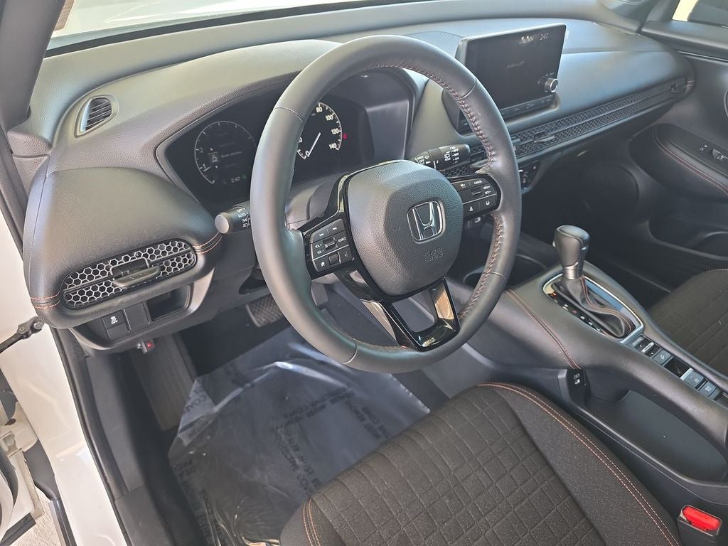2024 Honda HR-V 2WD Sport