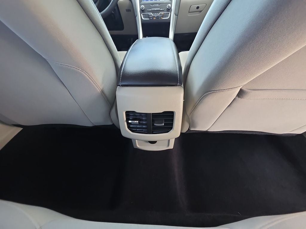 2020 Ford Fusion Hybrid SE