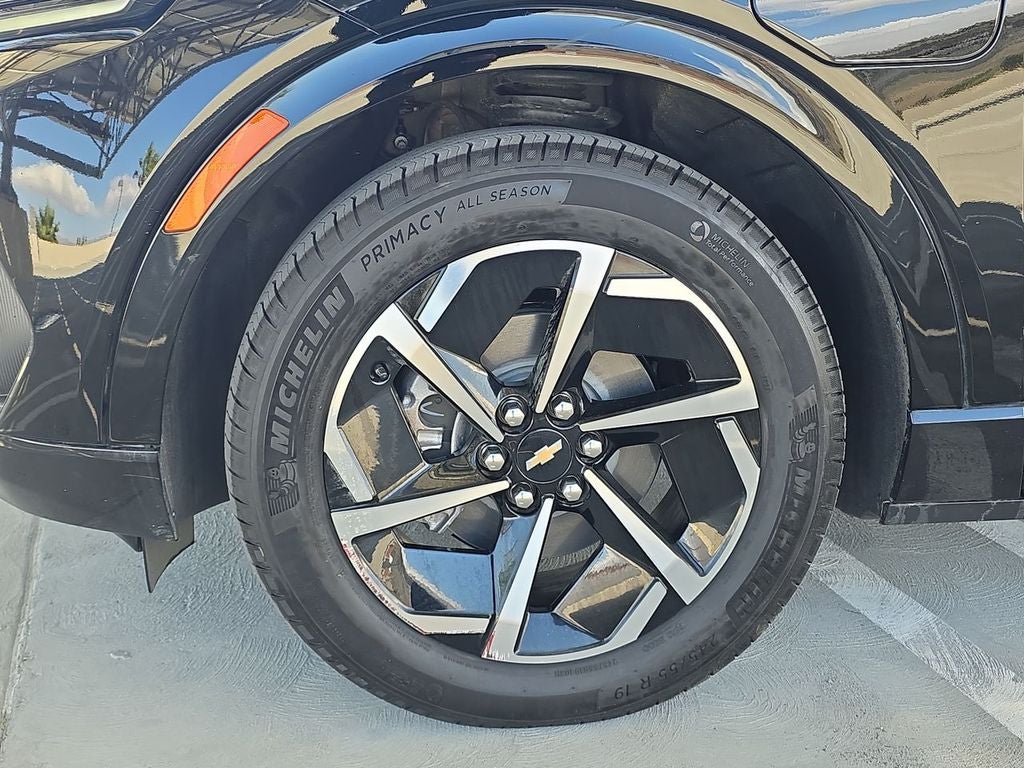 2025 Chevrolet Equinox EV LT