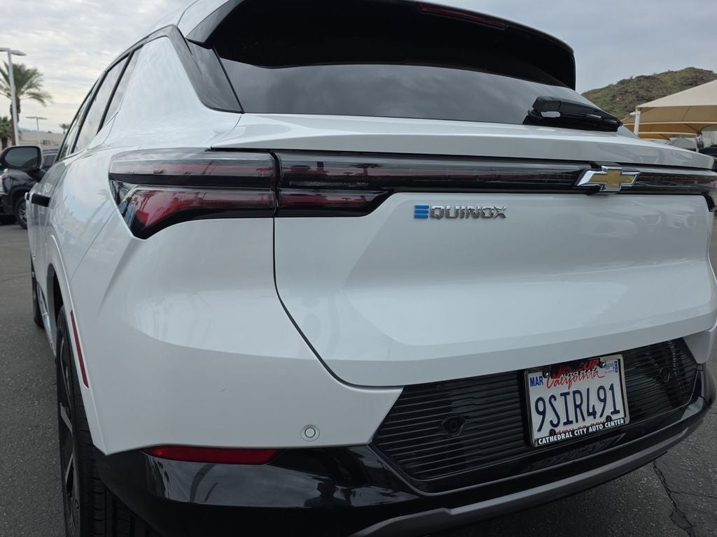2025 Chevrolet Equinox EV LT