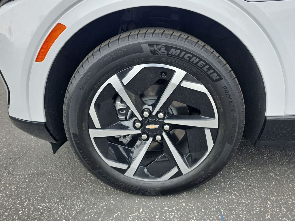 2025 Chevrolet Equinox EV LT