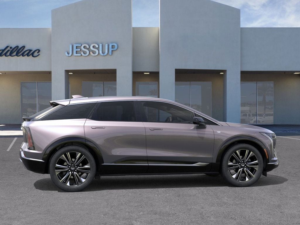 2026 Cadillac OPTIQ Premium Luxury