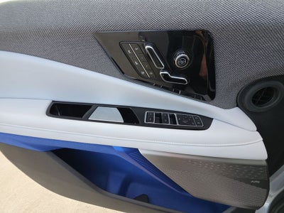 2025 Cadillac OPTIQ Luxury 2