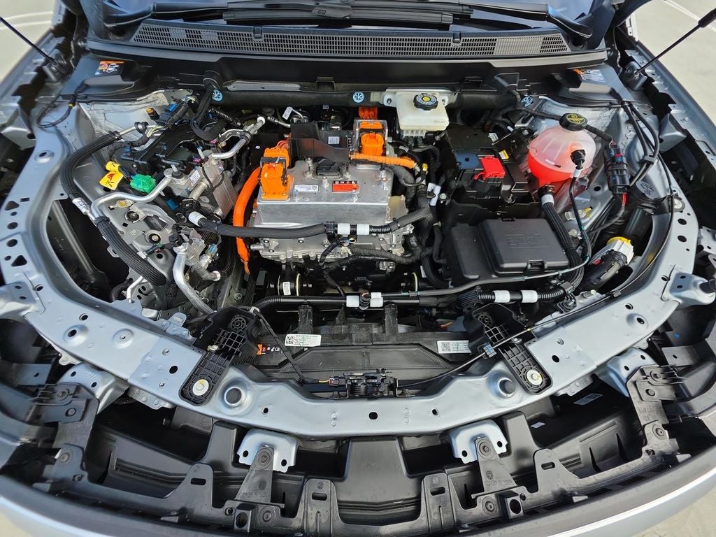 2025 Cadillac OPTIQ Luxury 2