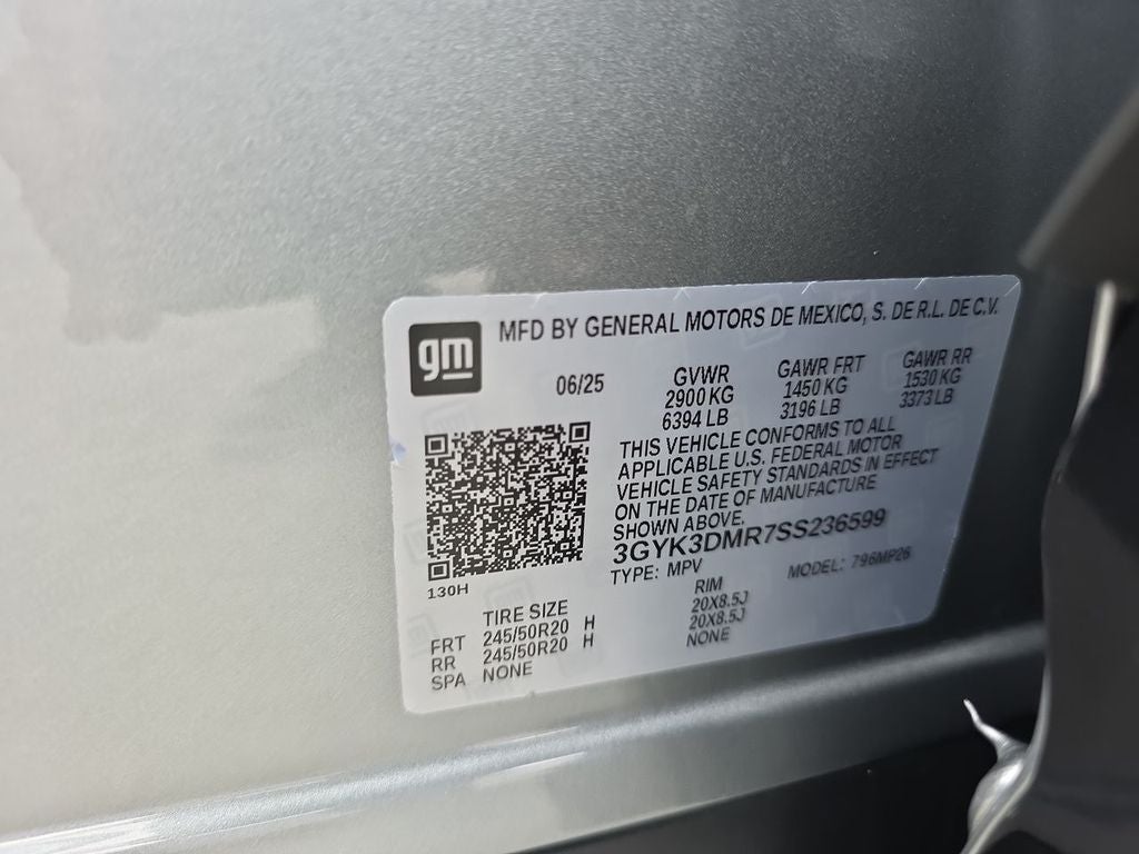 2025 Cadillac OPTIQ Luxury 2