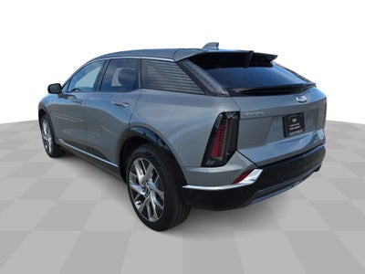 2025 Cadillac OPTIQ Luxury 2