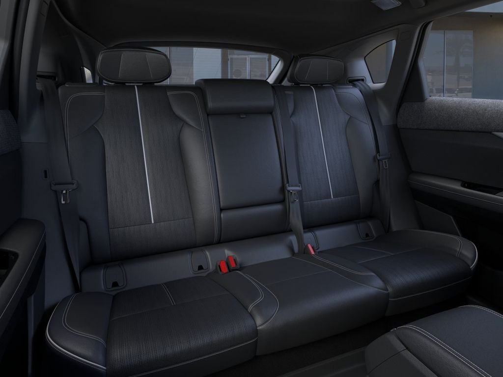 2025 Cadillac OPTIQ Luxury 2