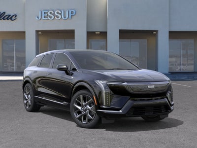 2025 Cadillac OPTIQ Luxury 2