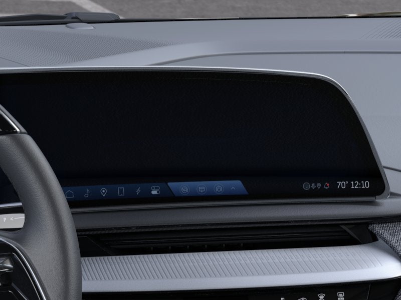 2025 Cadillac OPTIQ Luxury 2