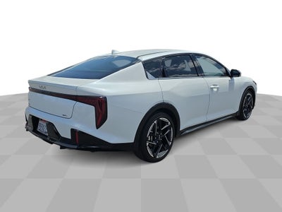 2025 Kia K4 GT-Line