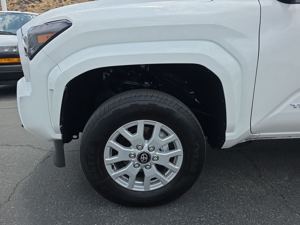 2026 Toyota Tacoma 4WD SR5