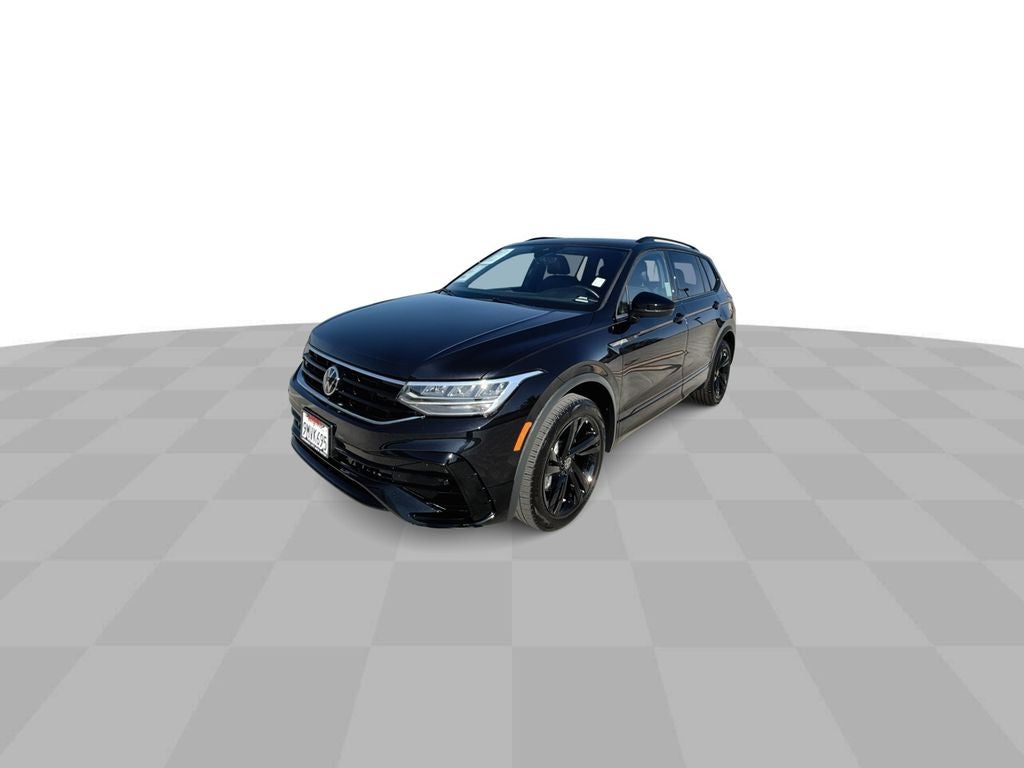 2024 Volkswagen Tiguan SE R-Line Black