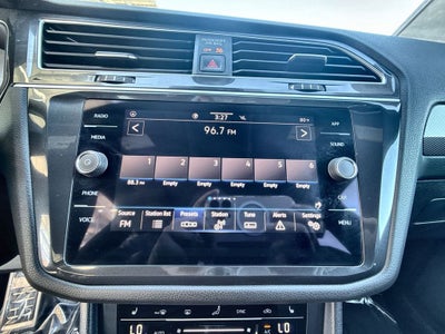 2024 Volkswagen Tiguan SE R-Line Black