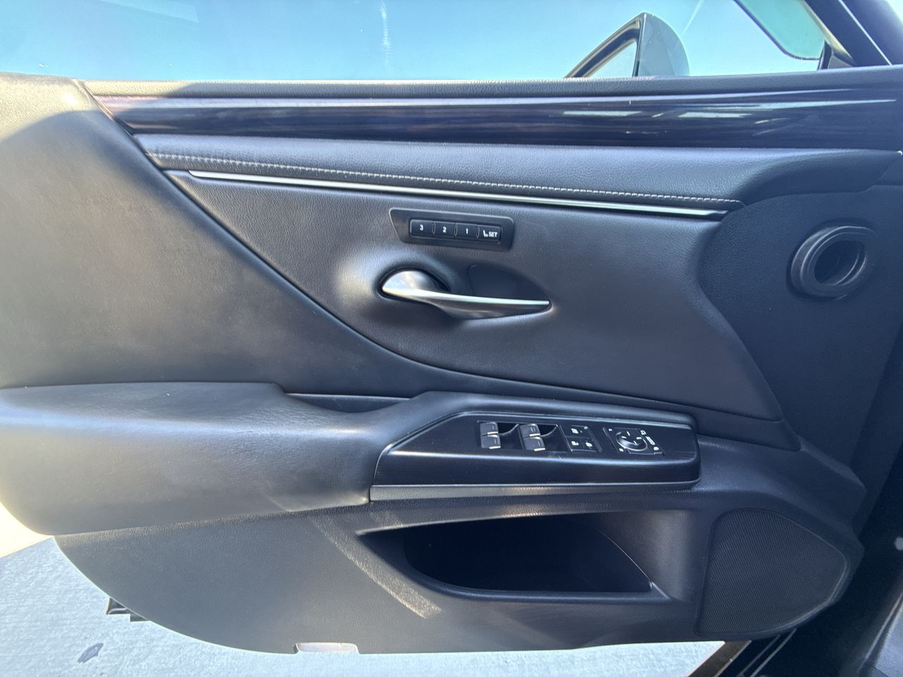 2021 Lexus ES 300h ES 300h