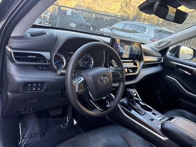 2021 Toyota Highlander Hybrid Limited