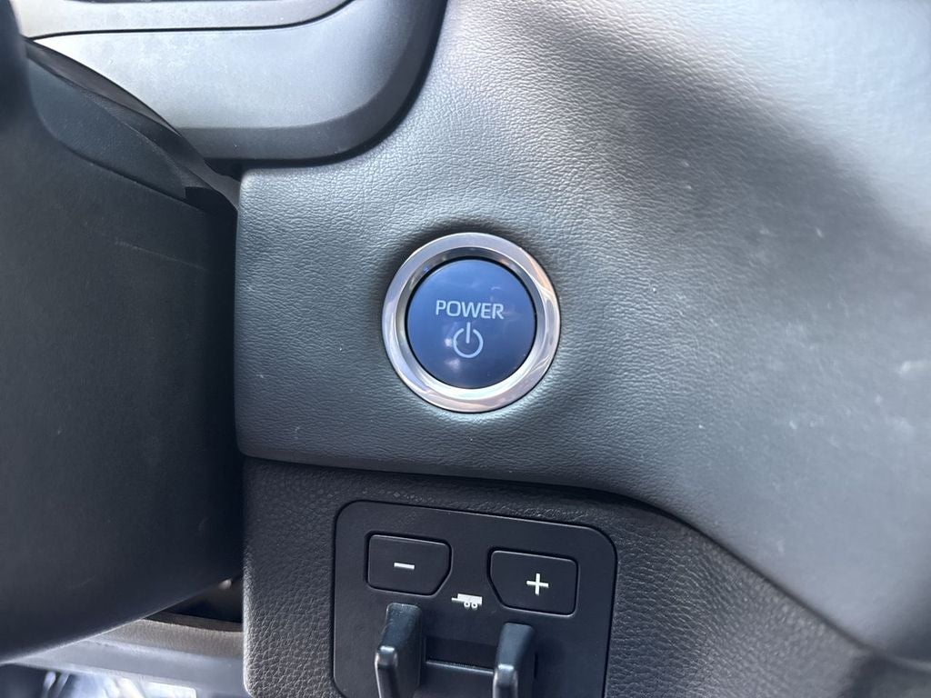 2023 Toyota Tundra Hybrid Platinum