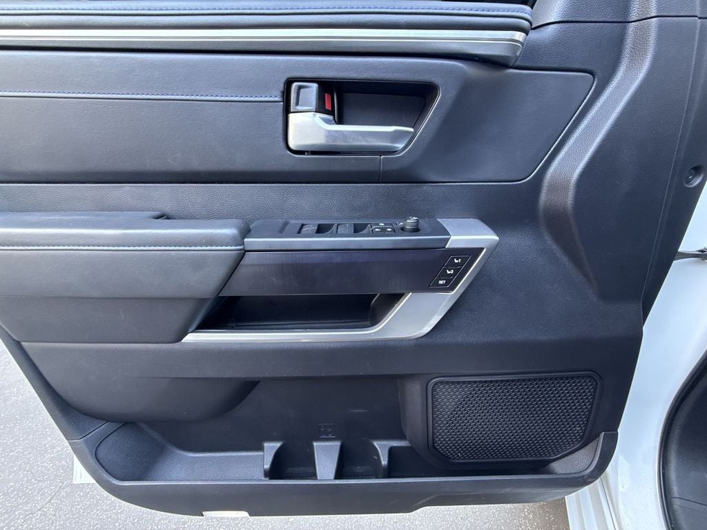 2023 Toyota Tundra Hybrid Platinum
