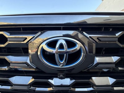 2023 Toyota Tundra Hybrid Platinum