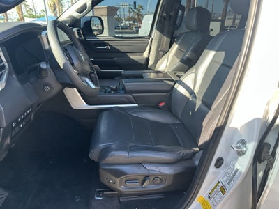 2023 Toyota Tundra Hybrid Platinum