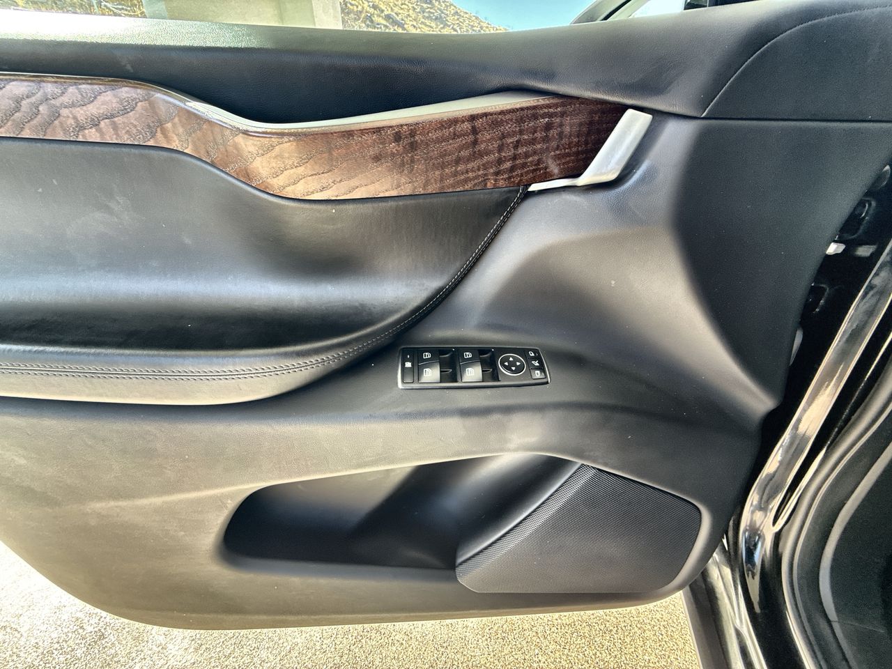 2021 Tesla Model X Long Range Dual Motor All-Wheel Drive