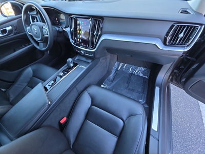 2024 Volvo S60 Core Dark Theme