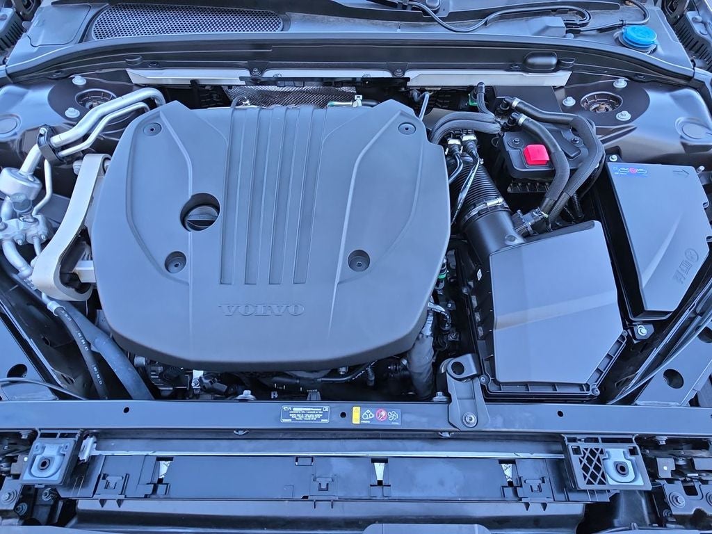 2024 Volvo S60 Core Dark Theme