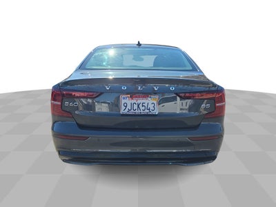 2024 Volvo S60 Core Dark Theme