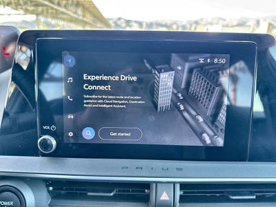 2025 Toyota Prius LE