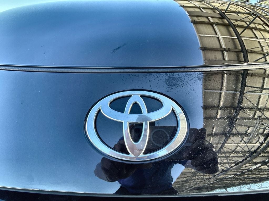 2025 Toyota Prius LE