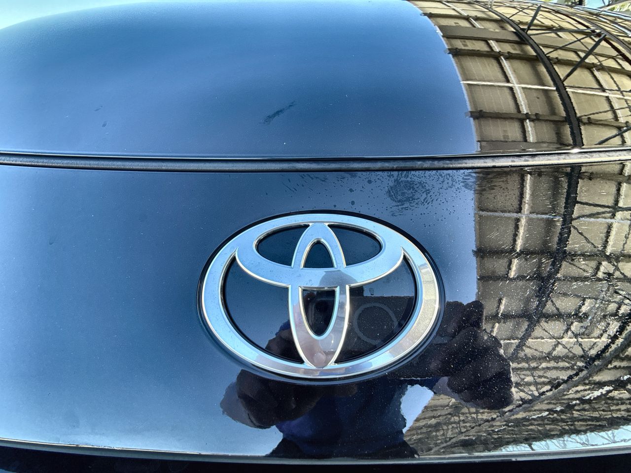 2025 Toyota Prius LE