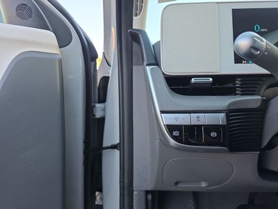 2024 Hyundai IONIQ 5 SE