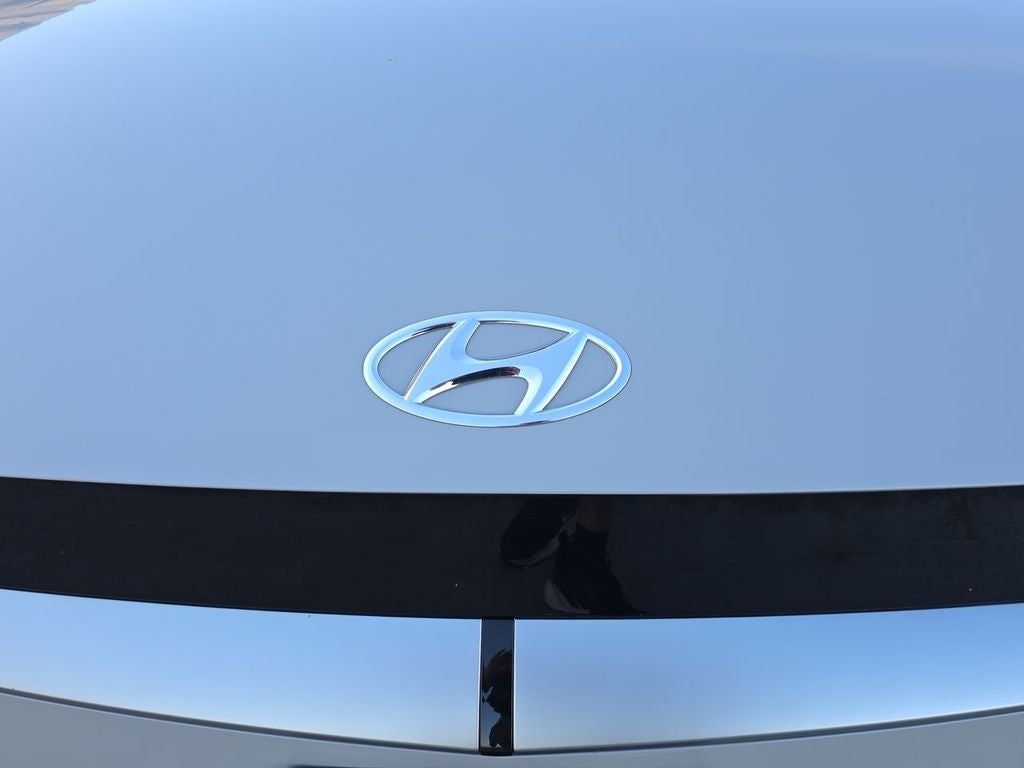 2024 Hyundai IONIQ 5 SE