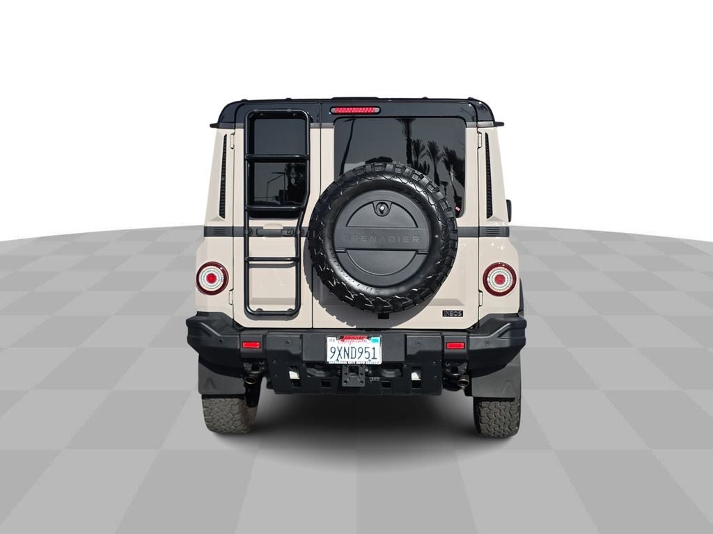 2025 INEOS Grenadier Station Wagon Base