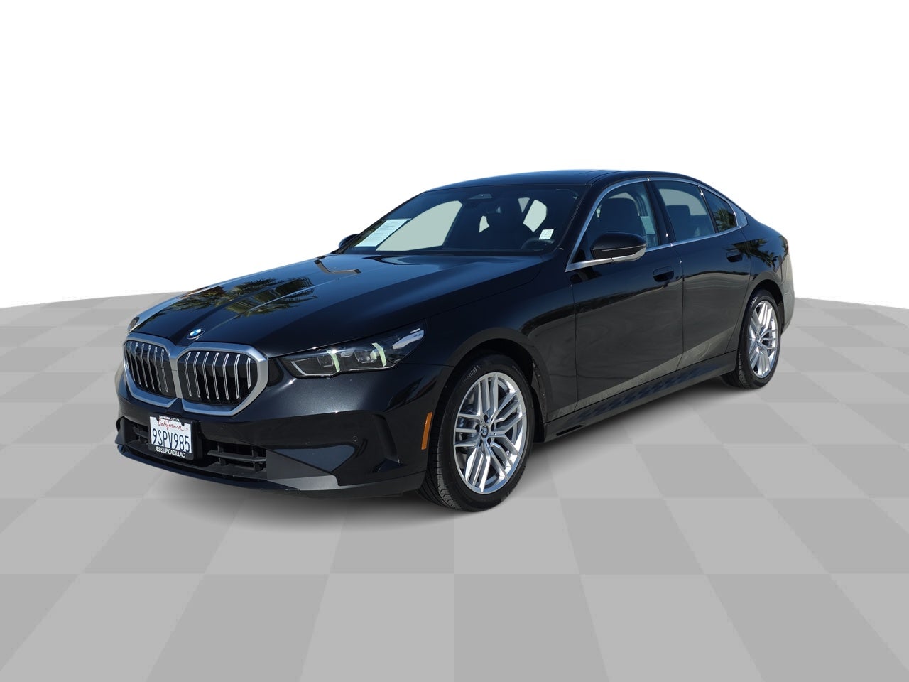2025 BMW 5 Series 530i