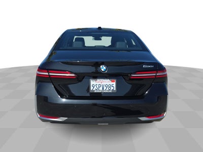 2025 BMW 5 Series 530i