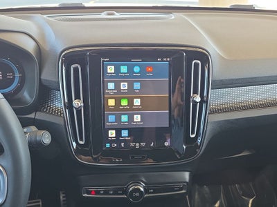 2022 Volvo XC40 Recharge Pure Electric P8 Twin Plus