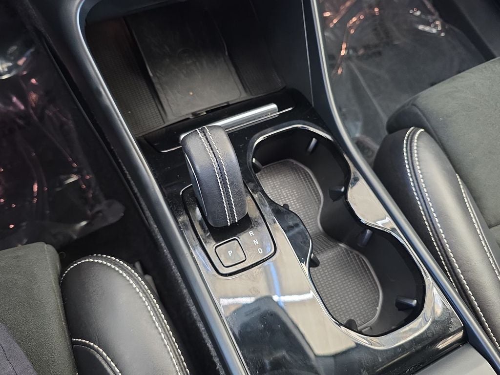 2022 Volvo XC40 Recharge Pure Electric P8 Twin Plus