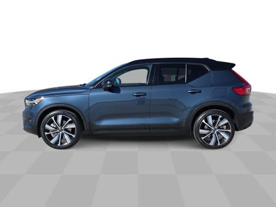 2022 Volvo XC40 Recharge Pure Electric P8 Twin Plus