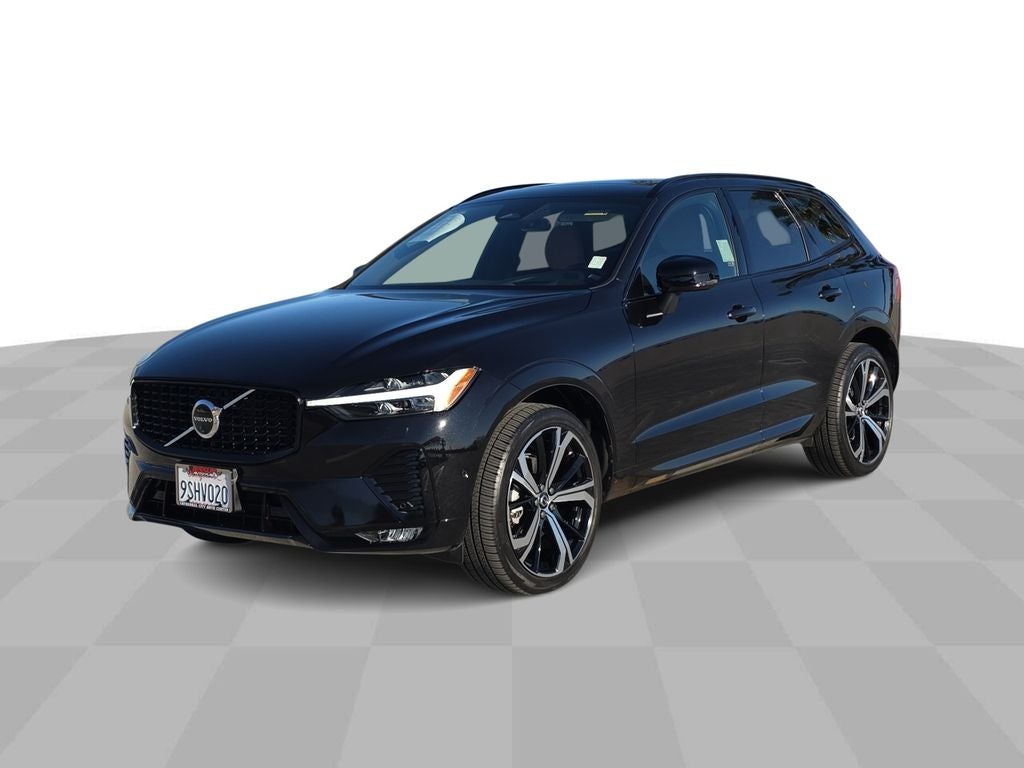 2025 Volvo XC60 B5 Ultra